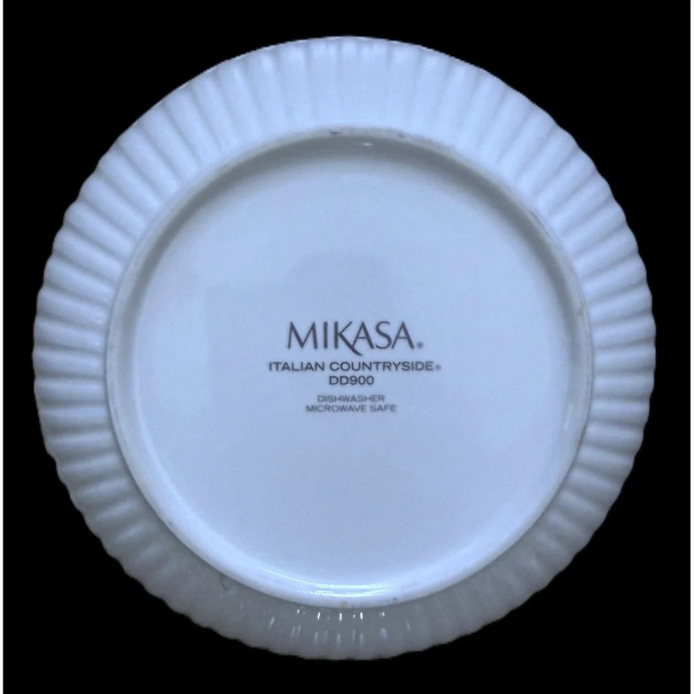 2 Mikasa Italian Countryside Lg Cereal Bowls White Ribbed Stoneware DD900 7-1/4